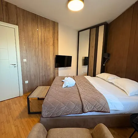 Apartment Nar Royalton Deluxe #74 Free Parking