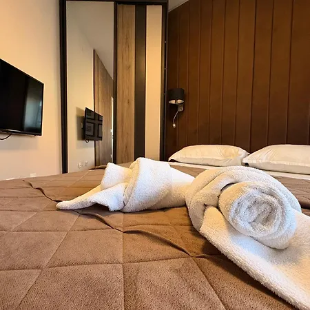 Nar Royalton Deluxe #74 Free Parking *